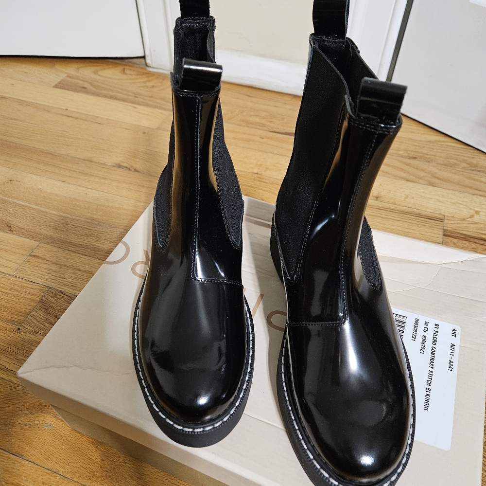 Black boots